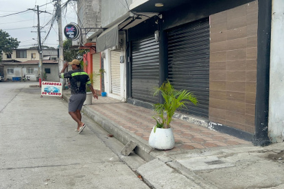 El negocio donde ocurrió el crimen permanece cerrado desde que ocurrió el hecho, en La Aurora en Daule.