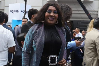 Mayra Montaño no acertó  con su vestuario.