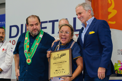 El Café de Pépe gana Estrella Culinaria de Oro en la Feria Raíces 2025