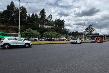 En la Panamericana Norte se registró un choque múltiple en el sector de Carcelén.
