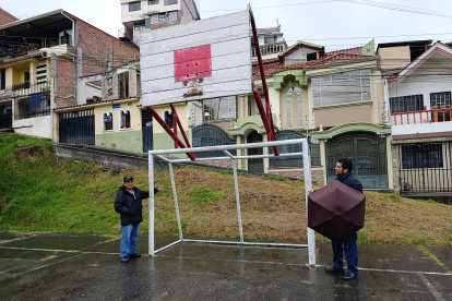 Solicitud. La directiva barrial pide al Municipio priorizar la rehabilitación vial y del sistema de agua.
