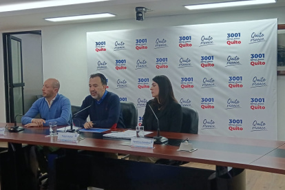 En rueda de prensa el alcalde Pabel Muñoz se refirió a la carta que enviaron cinco autoridades dirigida al expresidente Rafael Correa.