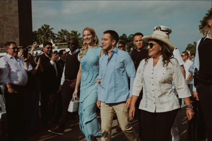El presidente Daniel Noboa y Zaida Rovira estuvieron juntos en las recientes fiestas julianas de Guayaquil.
