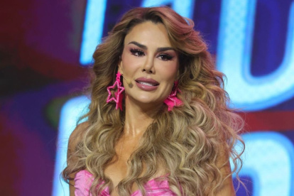 Ninel Conde tien 48 años.