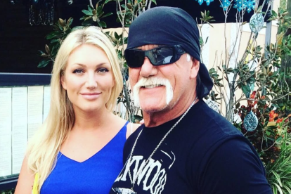 En los últimos años, Brooke Hogan y su padre, Hulk Hogan, se distanciaron. Pero ella ha demostrado con hechos cuánto lo amaba.