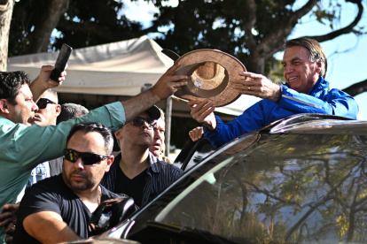 El expresidente de Brasil Jair Bolsonaro participa en el encuentro anual de motociclistas Capital Moto Week este 29 de julio de 2025, en Brasilia (Brasil).