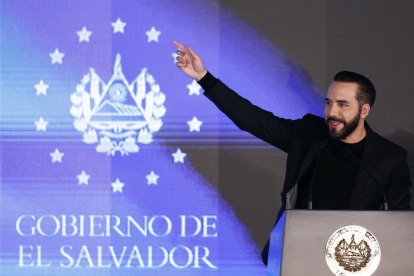 Fotografía de archivo del 19 de marzo de 2025 del presidente de El Salvador, Nayib Bukele, hablando durante un acto en Antiguo Cuscatlán (El Salvador).