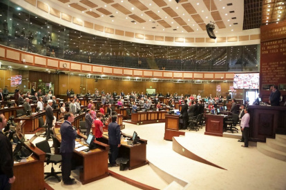 Partidos políticos pierden estabilidad en militancia y confianza de la ciudadanía