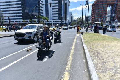Infraestructura. Varias ciclovías a lo largo de la ciudad son mal utilizadas o requieren de interconexión, bolardos, mantenimiento y control.