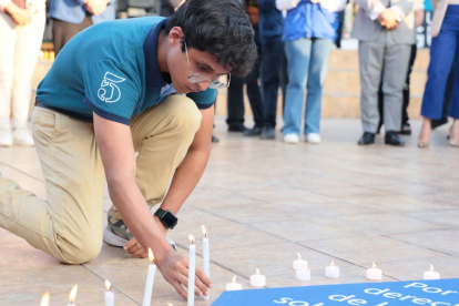 En el Día Mundial contra la Trata, universidades, autoridades y organismos internacionales firmaron en Guayaquil un manifiesto para prevenir y erradicar este delito que vulnera la dignidad humana.