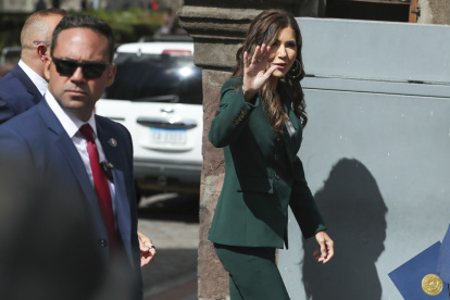 La secretaria de Seguridad de Estados Unidos Kristi Noem llegó al Ecuador después de una gira por Chile y Argentina.