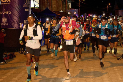 Deportistas del Quito Trail Ecuador participaron en el ultra maratón capitalino donde uno de ellos perdió la vida.