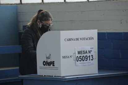 Foto archivo de elecciones presidenciales en Perú.
