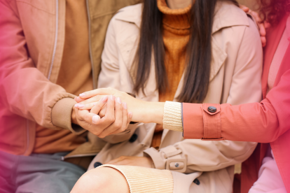 El swinging permite explorar nuevas formas de conexión sin romper el vínculo emocional