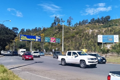 Un tramo de la autopista Cuenca-Azogues estará inhabilitada por trabajos.