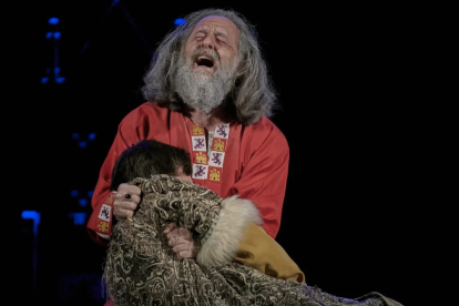 El actor Jesús Lozano sufrió una parada cardiorrespiratoria durante la obra Alfonso X, la última cantiga, en el Festival de Teatro Clásico de Alcántara.