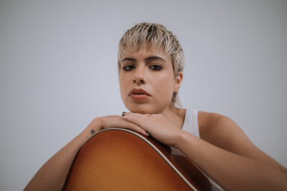 Annasofia comenzó su carrera artística en 2018.