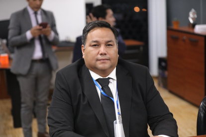 El asambleísta Carlos Vargas fue expulsado por votar con ADN.