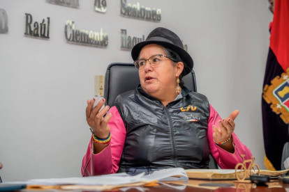 La prefecta de Cotopaxi pidió que se cumpla con el debido proceso y trasparencia.