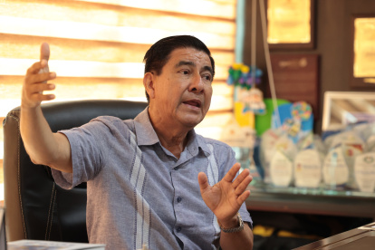 Wilson Cañizares es el alcalde reelecto del cantón Daule por el Partido Social Cristiano (PSC). Es doctor en Medicina y Cirugía, especialista en cirugía general y en planificación estratégica en salud.