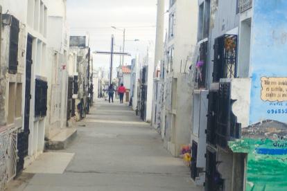 Nuevamente en el cementerio del cantón La Libertad ocurren hechos inusuales
