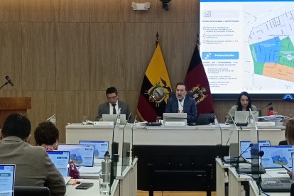 Se trató en primer debate del Concejo Metropolitano la reforma al presupuesto para Quito.