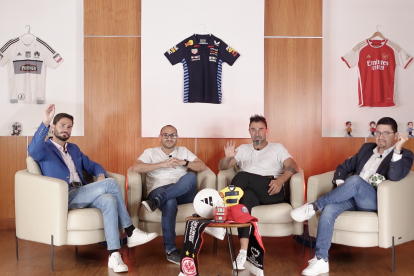 José Carlos Crespo (i), Sttefano Dueñas, Esteban Dreer y Daniel Navas, conforman el panel de El Jueguito.