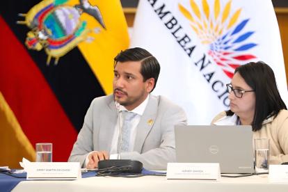 El ministro de Salud, Jimmy Martín, durante su comparecencia en la Asamblea Nacional