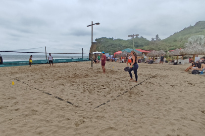 Los partidos de la quinta parada se disputaron en el Hotel Howard Johnson Montañita.