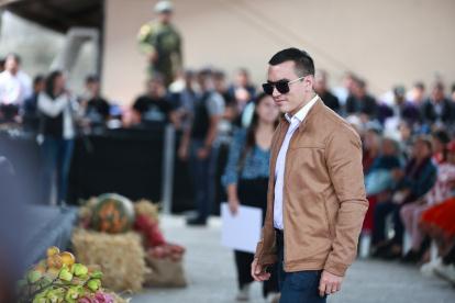 El presidente Daniel Noboa firmó los decretos ejecutivos para la fusión de ministerios.