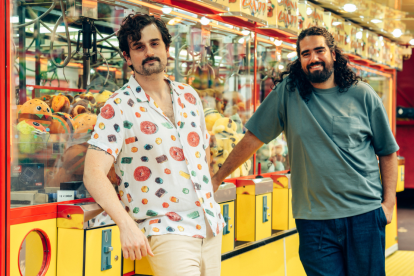 ¿Extrañas el sabor de casa? Latinómetro es el podcast perfecto para latinos en el extranjero