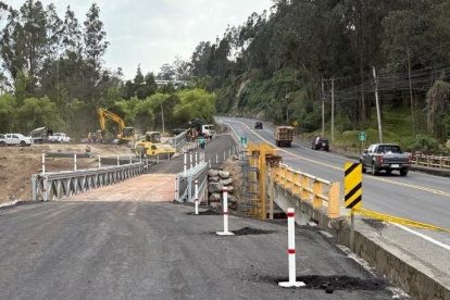 Dos estructuras provisionales se colocarán para la circulación, luego del cierre del puente sobre el río San Pedro.