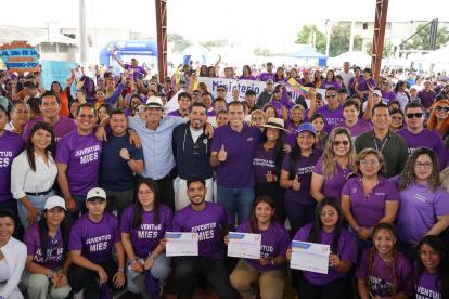 Las palabras del ministro se dieron en el contexto de la presentación de programas sociales dirigidos a la juventud.