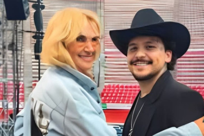 Adela Micha y Christian Nodal.