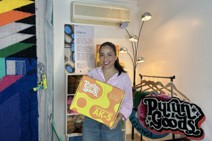 Ingrid Puruncajas, creadora de Purungoods, transforma el arte textil en una práctica emocional y colectiva que conecta generaciones.