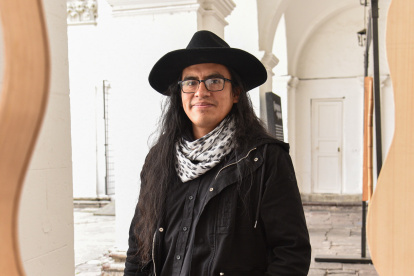 Pablo Jacho Topón recibió la Medalla a la Excelencia Artesanal 2024, en la categoría Tradición al Oficio Artesanal de Centro Interamericano de Artesanías y Artes Populares (Cidap).