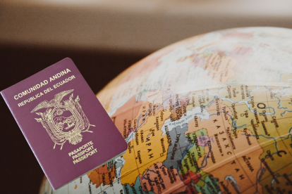 Con el pasaporte ecuatoriano, puedes ingresar sin visa a más de 70 países. Aquí te mostramos los 10 más recomendados para 2025.