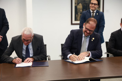 Los gobiernos de Ecuador y Uruguay suscribieron dos acuerdos bilaterales en materia de seguridad.