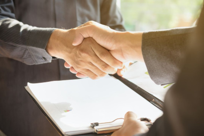 Los Defensores del Cliente facilitarán la resolución de quejas y reclamos, promoviendo soluciones justas y transparentes.