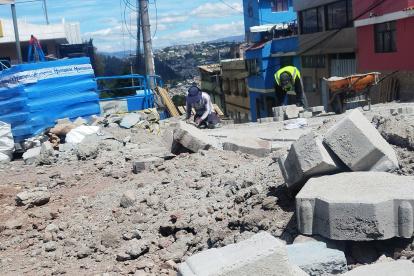 Obras. En el sector El Placer los vecinos reclaman que por segunda ocasión adoquinan la calle y ya se les cobró por esa obra.