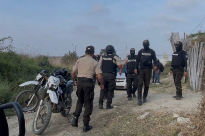 El hallazgo de las armas se dio en el barrio Guayaquil, en Playas.