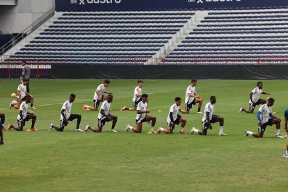 El presidente Jorge Guzmán convocará a una reunión con la plantilla para abordar el tema con los jugadores.