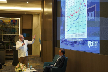 La creciente población jubilada supera a los aportantes y amenaza con quebrar el sistema de pensiones en menos de una década.