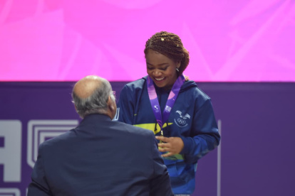 Jessica Palacios cuando recibió los oros que la acreditan como "dueña y ama" de los 63 kg en la categoría 63 kg panamericana.