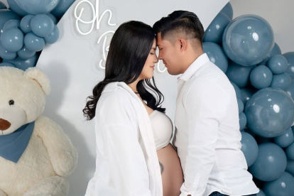 Katty García y su pareja cuentan las horas que faltan para la llegada del niño.