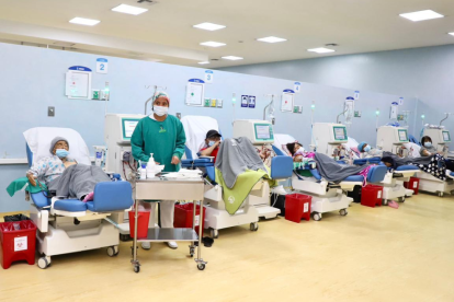 El IESS anunció que han aumentado 109 nuevos cubículos de diálisis, en Quito, Guayaquil y Cuenca.