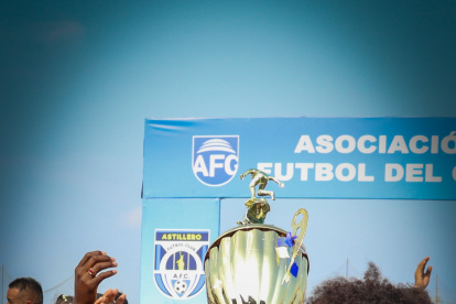 Astillero FC campeón de la segunda categoría de Guayas.