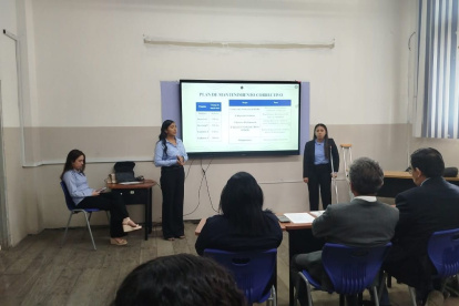 Estudiantes con discapacidad intelectual y física demostraron su capacidad y talento al sustentar sus proyectos con éxito.