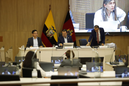 La sesión del Concejo de Quito sobre el futuro del mantenimiento del Metro de Quito fue clausurada.