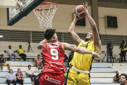 Barcelona Caballito, Importadora Alvarado de Ambato, Jorge Guzmán de Loja y Cuenca Básquet se convirtieron en semifinalistas